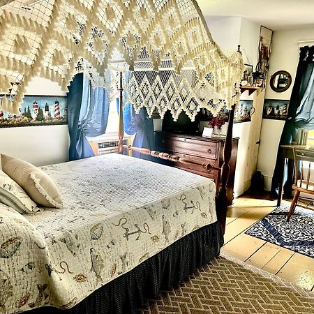 The Bella Ella Bed And Breakfast Canandaigua Bagian luar foto