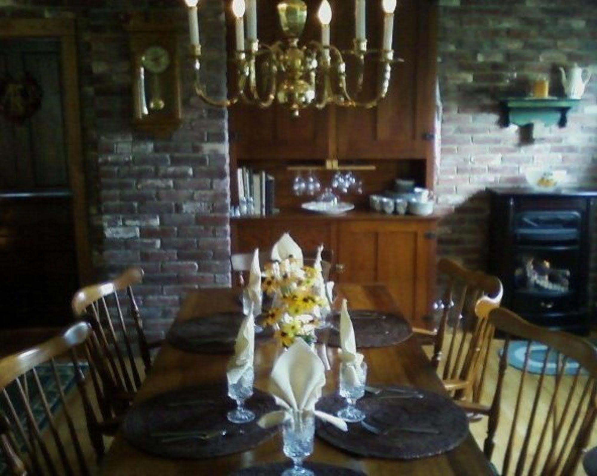 The Bella Ella Bed And Breakfast Canandaigua Bagian luar foto